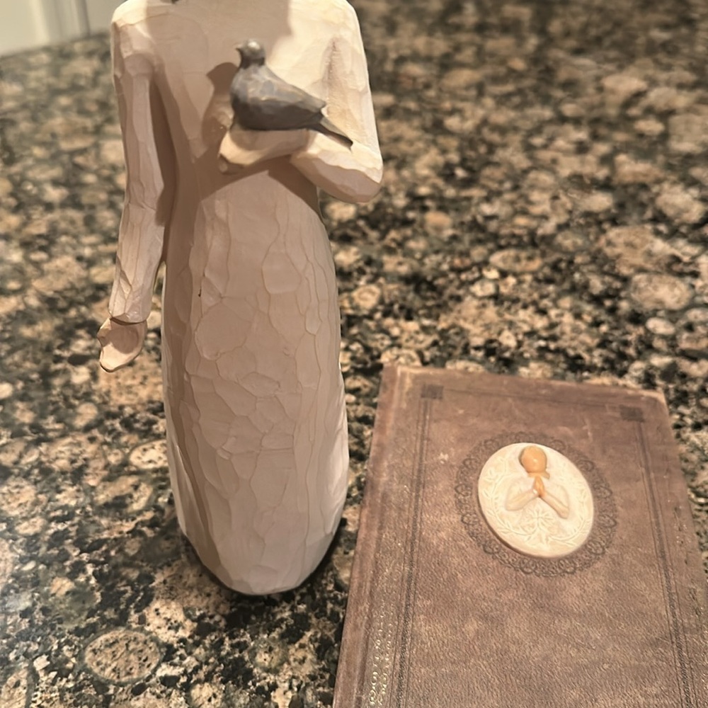 Willow Tree Tall Carved Figure Love of Nature - Picture 8 of 9